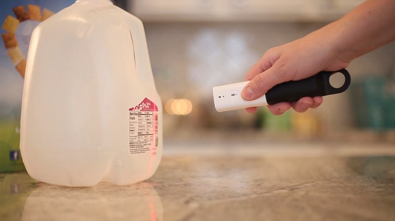 為家庭主婦補貨而設計的Amazon Dash