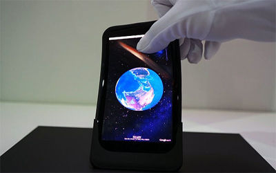 AUO‘s 5-inch bendable AMOLED prototype