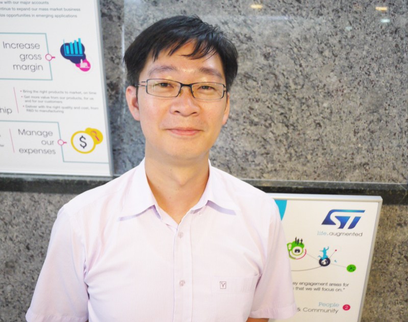 意法半導體大中華暨南亞區類比微機電與感測元件經理蘇振隆指出，感測器是感知網路的第一線。(攝影／王明德)