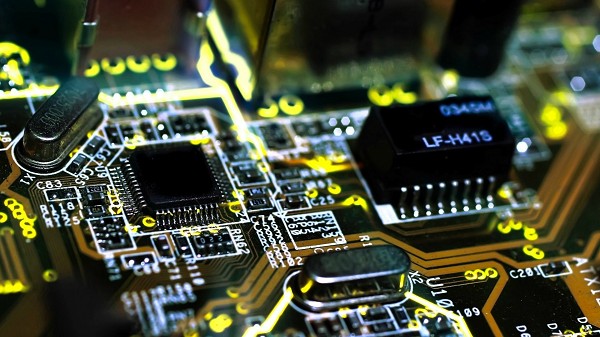 （Source：wall.alphacoders）