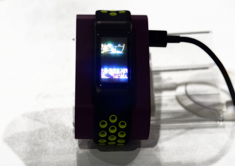 錸寶與錼創正積極開發Micro LED的穿戴式顯示方案