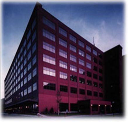 Ansoft 總部所在的大樓，位於匹茲堡著名的旅遊景點Station Square（火車站廣場），那裡保留了匹茲堡作為鋼城時候的記憶
