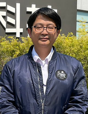 產業服務部經理林忠逸