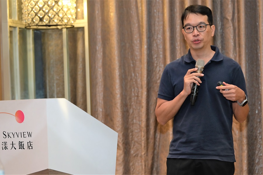 肯定資訊工程部經理曹志宇（攝影：陳念舜）