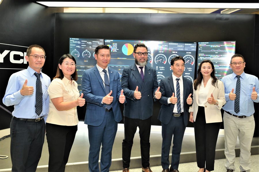 永進機械工業公司最近也與葛蘭富泵浦公司簽署了合作備忘錄（MoU），期待加快台灣工具機產業的智慧和節能系統，推動環境永續發展。（攝影:陳念舜）