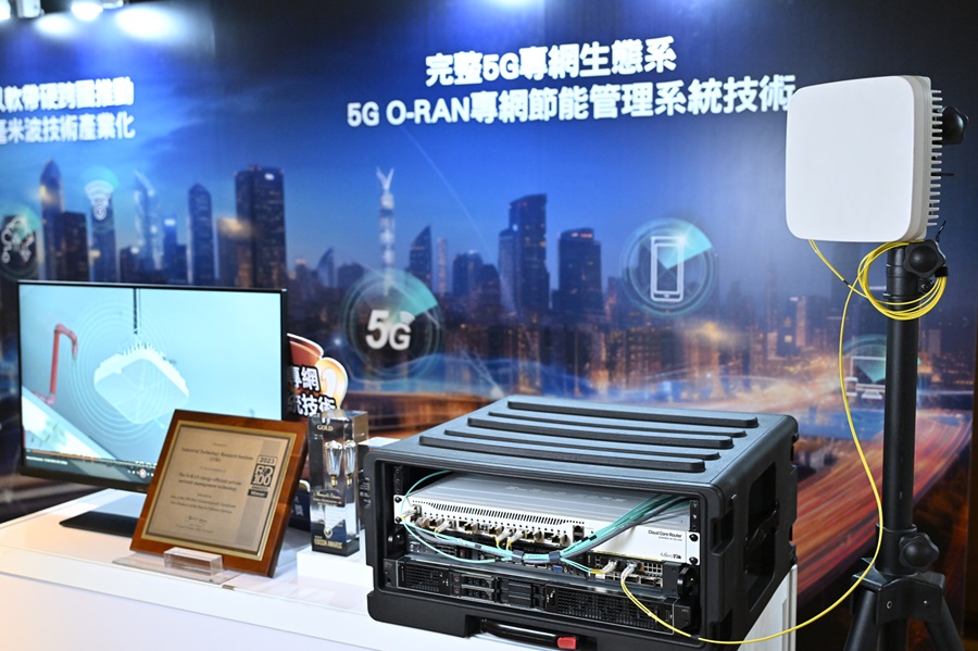若以現今業界導入5G智慧製造現況而言，在有關工業物聯網、超低時延、低耗電等規格相關的Re-16、Re-17標準底定後，軟硬體解決方案、智慧製造應用案例也將陸續出爐。（source：工研院）