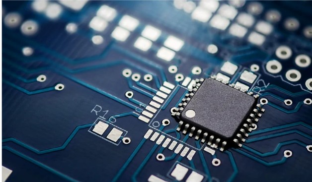 RISC-V解決了專有架構的三大痛點：授權成本、研發自由度，以及地緣政治風險。