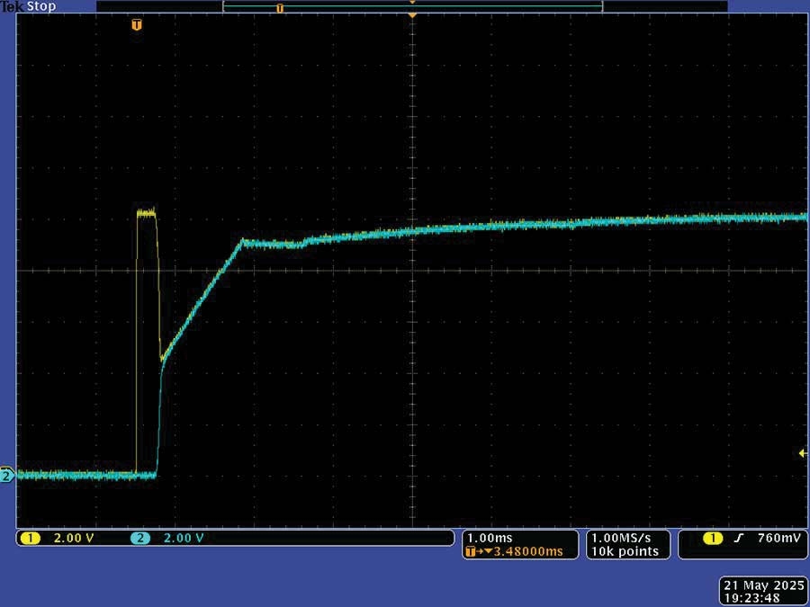 對MAX16126的輸入施加10 V階躍