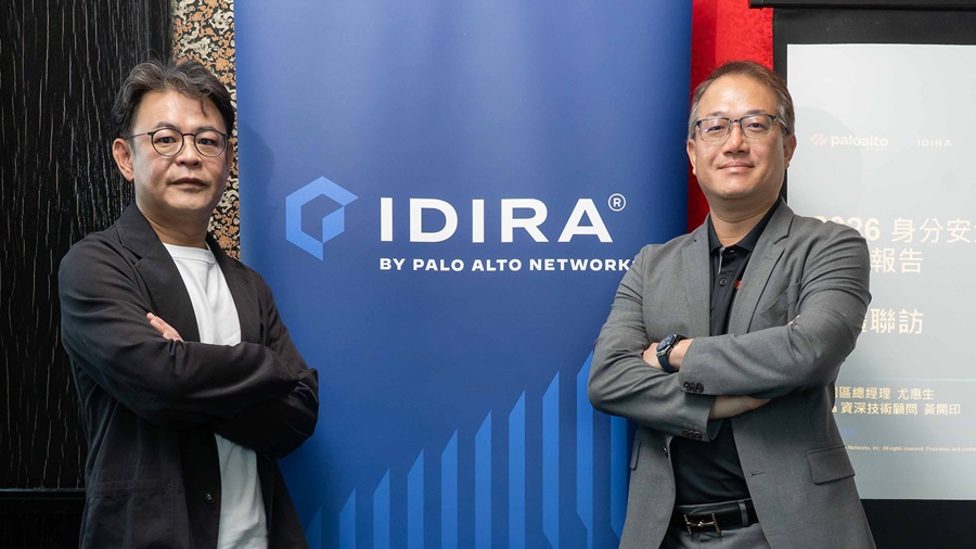 Palo Alto Networks 台灣區總經理尤惠生 （右），Idira 資深技術顧問黃開印 （左）