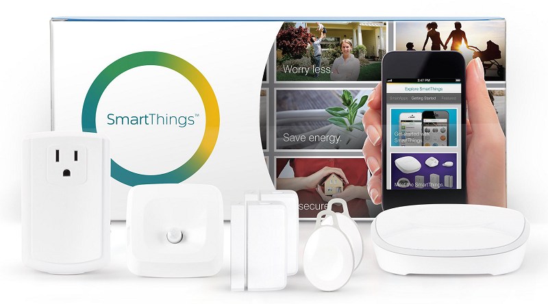SmartThings透過一個99美元的集線器，將所有的設備及應用與其連結，用戶可藉由智慧手機或平板電腦的App控制家中所有的裝置。