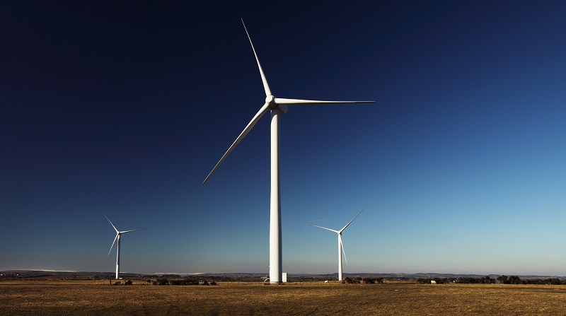 地廣的中國正適合發展風力發電。