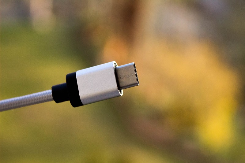 USB-USB Type-C使用量最大的市場初期將集中在智慧型手機、平板和筆記本電腦。