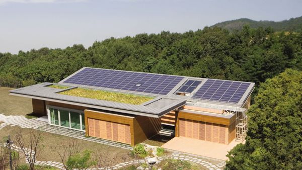 獨立型的太陽能應用是台灣業者可優先考慮的市場（source: GREEN TOMORRO）