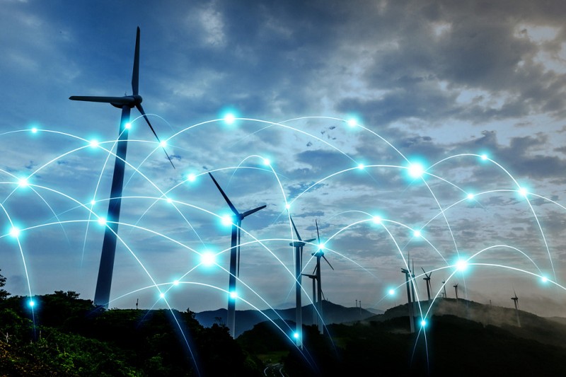 電力供需的最大挑戰還於擴大許多客製化應用及市場之後，包含電動車充電樁、風力電機、太陽能逆變器等各種形式的新增電力裝置，都會連接到相同電力網路。(Source: www.engerati.com)