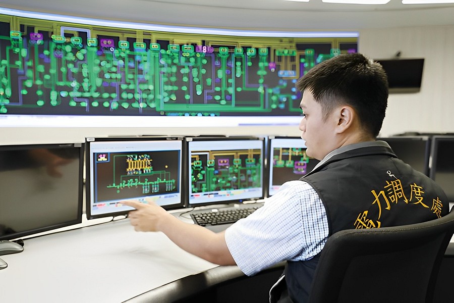 在前述淨零碳排政策生效之前，台電從去年下半年至今陸續調漲工業用電大戶電費，讓台灣大小製造業，都勢必加速導入感測方案，以掌握節能關鍵數據。（source：台電）