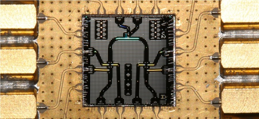 目前使用半導體電路作為量子技術的基本建構模組有許多優點。（source：IQIM）