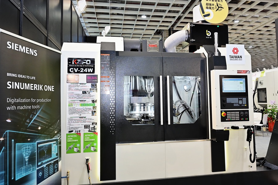經高鋒工業導入鍛造自動調機軟體，可以依照工具機動態性能與環境現況，提供最佳的操作設定導航，快速滿足高速高精加工需求。（攝影：陳念舜）