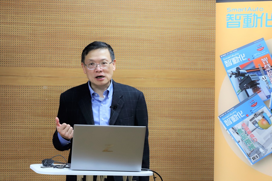 《東西講座》邀請到國立臺灣科技大學機械工程系教授李維楨，主講【智慧製造與資訊安全】主題。（攝影／王岫晨）